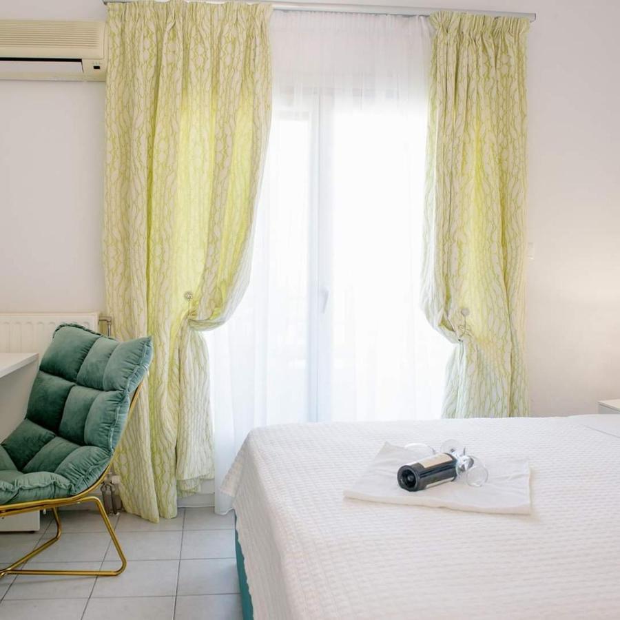 Hotel Papanikolaou Иериссос Экстерьер фото